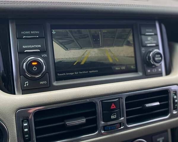 Чорний Ленд Ровер Рендж Ровер, об'ємом двигуна 5 л та пробігом 189 тис. км за 16500 $, фото 9 на Automoto.ua