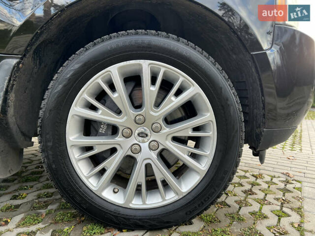 Чорний Ленд Ровер Рендж Ровер, об'ємом двигуна 5 л та пробігом 105 тис. км за 25000 $, фото 15 на Automoto.ua