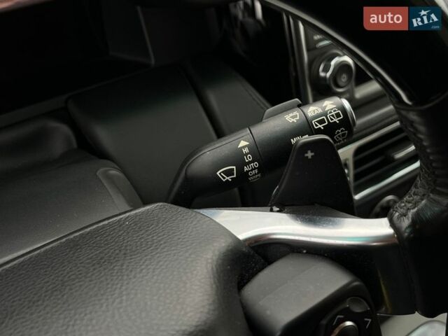 Чорний Ленд Ровер Рендж Ровер, об'ємом двигуна 5 л та пробігом 129 тис. км за 24999 $, фото 15 на Automoto.ua