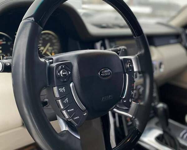 Чорний Ленд Ровер Рендж Ровер, об'ємом двигуна 5 л та пробігом 189 тис. км за 16500 $, фото 3 на Automoto.ua