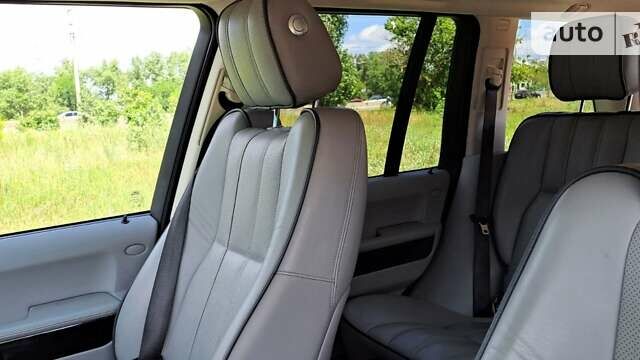 Черный Ленд Ровер Рендж Ровер, объемом двигателя 5 л и пробегом 184 тыс. км за 12800 $, фото 12 на Automoto.ua