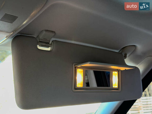 Чорний Ленд Ровер Рендж Ровер, об'ємом двигуна 2.99 л та пробігом 241 тис. км за 20500 $, фото 83 на Automoto.ua