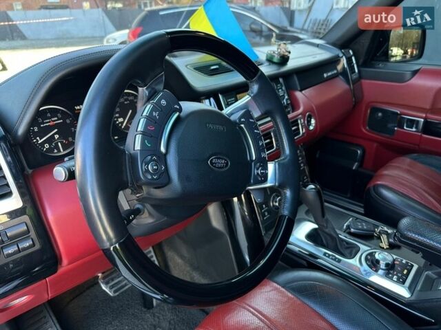 Чорний Ленд Ровер Рендж Ровер, об'ємом двигуна 5 л та пробігом 372 тис. км за 12500 $, фото 36 на Automoto.ua