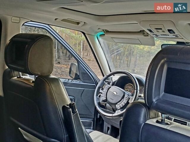 Чорний Ленд Ровер Рендж Ровер, об'ємом двигуна 5 л та пробігом 225 тис. км за 15000 $, фото 9 на Automoto.ua