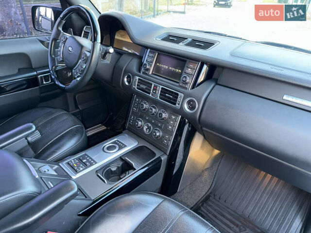 Чорний Ленд Ровер Рендж Ровер, об'ємом двигуна 4.39 л та пробігом 186 тис. км за 19600 $, фото 70 на Automoto.ua