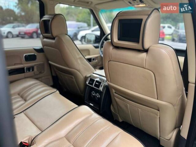 Черный Ленд Ровер Рендж Ровер, объемом двигателя 5 л и пробегом 164 тыс. км за 18400 $, фото 44 на Automoto.ua