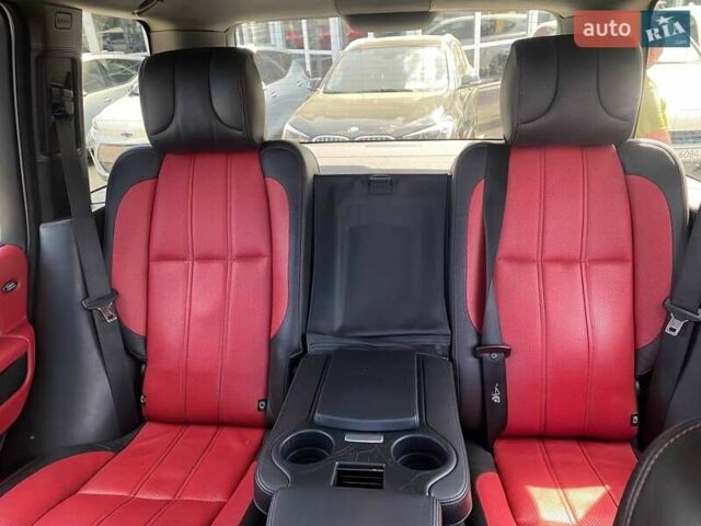 Чорний Ленд Ровер Рендж Ровер, об'ємом двигуна 5 л та пробігом 231 тис. км за 19500 $, фото 11 на Automoto.ua