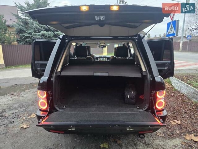 Черный Ленд Ровер Рендж Ровер, объемом двигателя 5 л и пробегом 190 тыс. км за 17000 $, фото 14 на Automoto.ua