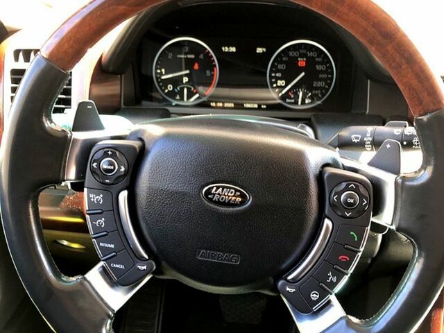 Чорний Ленд Ровер Рендж Ровер, об'ємом двигуна 4.4 л та пробігом 197 тис. км за 23000 $, фото 5 на Automoto.ua