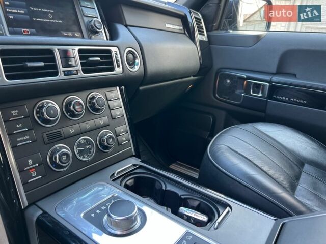 Чорний Ленд Ровер Рендж Ровер, об'ємом двигуна 4.37 л та пробігом 203 тис. км за 24000 $, фото 37 на Automoto.ua