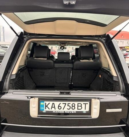 Чорний Ленд Ровер Рендж Ровер, об'ємом двигуна 5 л та пробігом 247 тис. км за 27000 $, фото 8 на Automoto.ua