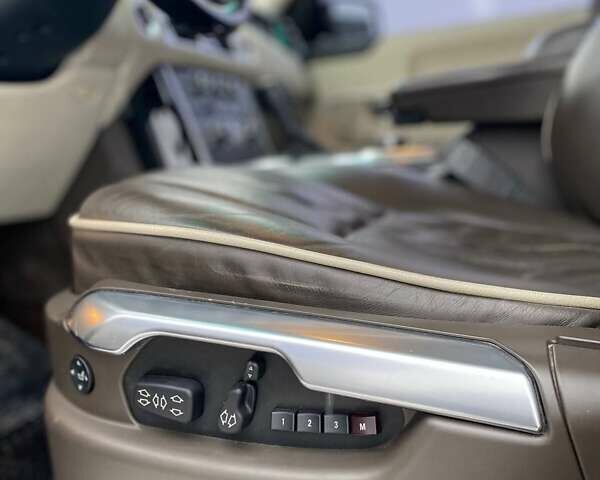 Чорний Ленд Ровер Рендж Ровер, об'ємом двигуна 5 л та пробігом 189 тис. км за 16500 $, фото 4 на Automoto.ua