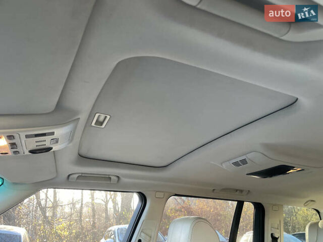 Чорний Ленд Ровер Рендж Ровер, об'ємом двигуна 5 л та пробігом 258 тис. км за 17000 $, фото 13 на Automoto.ua