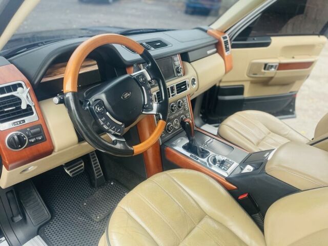 Черный Ленд Ровер Рендж Ровер, объемом двигателя 5 л и пробегом 200 тыс. км за 17999 $, фото 1 на Automoto.ua