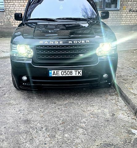 Чорний Ленд Ровер Рендж Ровер, об'ємом двигуна 5 л та пробігом 135 тис. км за 23500 $, фото 8 на Automoto.ua
