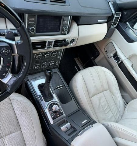 Чорний Ленд Ровер Рендж Ровер, об'ємом двигуна 5 л та пробігом 181 тис. км за 17999 $, фото 38 на Automoto.ua