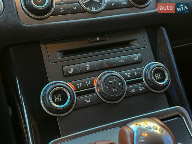 Чорний Ленд Ровер Рендж Ровер, об'ємом двигуна 2.99 л та пробігом 241 тис. км за 20500 $, фото 70 на Automoto.ua