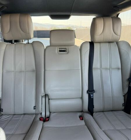 Чорний Ленд Ровер Рендж Ровер, об'ємом двигуна 5 л та пробігом 181 тис. км за 17999 $, фото 41 на Automoto.ua