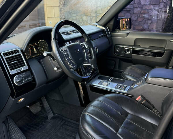 Чорний Ленд Ровер Рендж Ровер, об'ємом двигуна 4.37 л та пробігом 186 тис. км за 22500 $, фото 19 на Automoto.ua