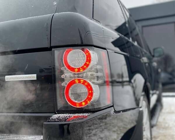 Чорний Ленд Ровер Рендж Ровер, об'ємом двигуна 5 л та пробігом 189 тис. км за 16500 $, фото 21 на Automoto.ua