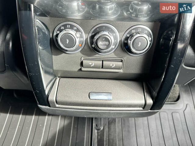 Чорний Ленд Ровер Рендж Ровер, об'ємом двигуна 4.4 л та пробігом 235 тис. км за 22999 $, фото 23 на Automoto.ua