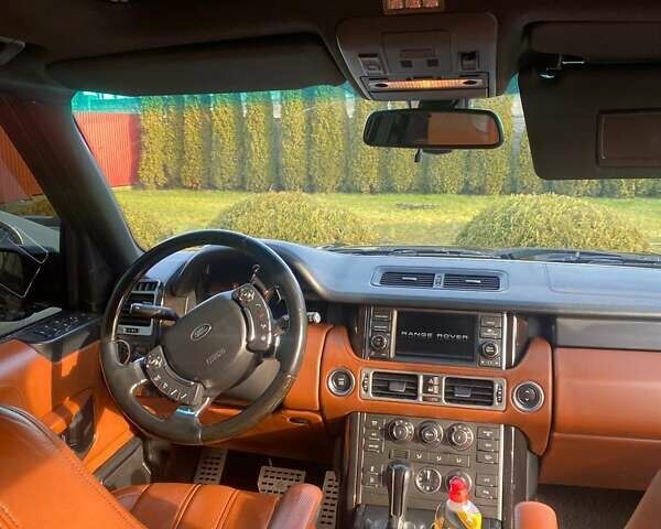Черный Ленд Ровер Рендж Ровер, объемом двигателя 5 л и пробегом 222 тыс. км за 16300 $, фото 4 на Automoto.ua