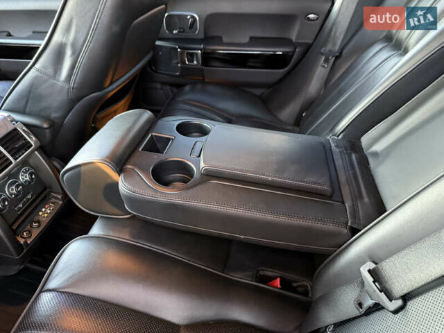 Чорний Ленд Ровер Рендж Ровер, об'ємом двигуна 4.39 л та пробігом 186 тис. км за 19600 $, фото 55 на Automoto.ua