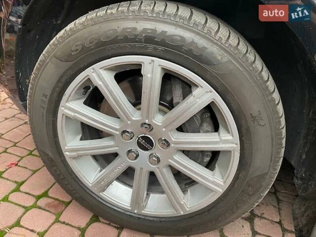 Черный Ленд Ровер Рендж Ровер, объемом двигателя 5 л и пробегом 250 тыс. км за 17700 $, фото 4 на Automoto.ua