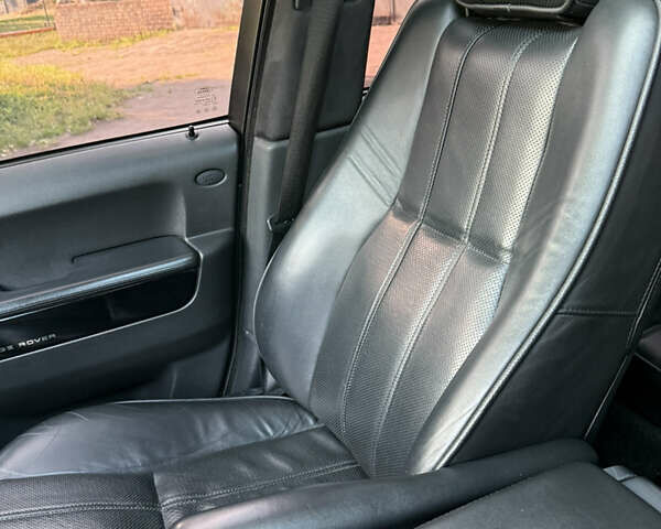Чорний Ленд Ровер Рендж Ровер, об'ємом двигуна 4.37 л та пробігом 227 тис. км за 16900 $, фото 27 на Automoto.ua