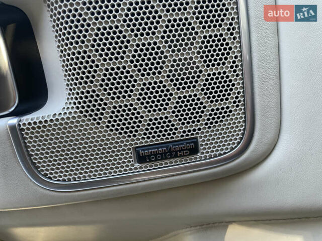 Чорний Ленд Ровер Рендж Ровер, об'ємом двигуна 5 л та пробігом 258 тис. км за 17000 $, фото 11 на Automoto.ua