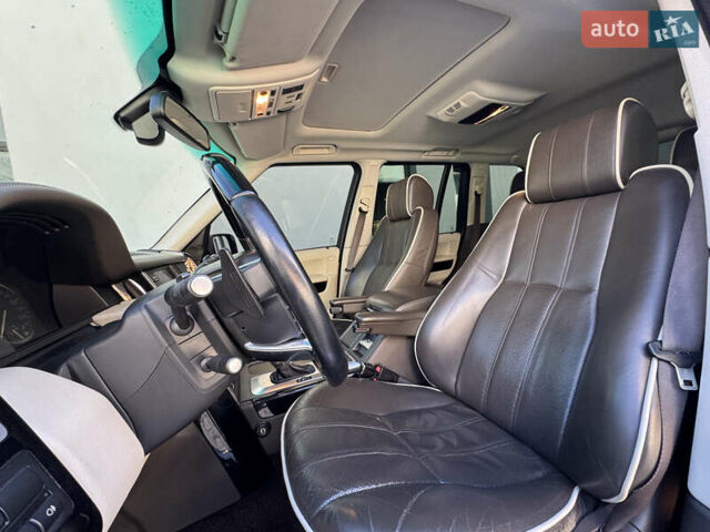 Черный Ленд Ровер Рендж Ровер, объемом двигателя 5 л и пробегом 225 тыс. км за 13500 $, фото 15 на Automoto.ua