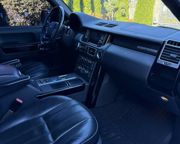 Чорний Ленд Ровер Рендж Ровер, об'ємом двигуна 4.37 л та пробігом 186 тис. км за 22500 $, фото 16 на Automoto.ua