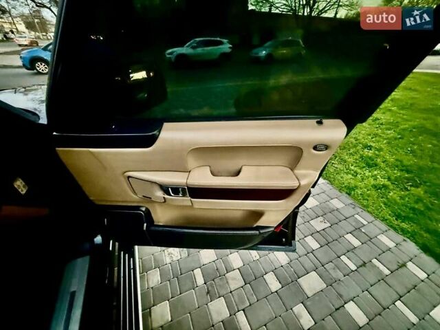 Черный Ленд Ровер Рендж Ровер, объемом двигателя 5 л и пробегом 265 тыс. км за 17999 $, фото 36 на Automoto.ua