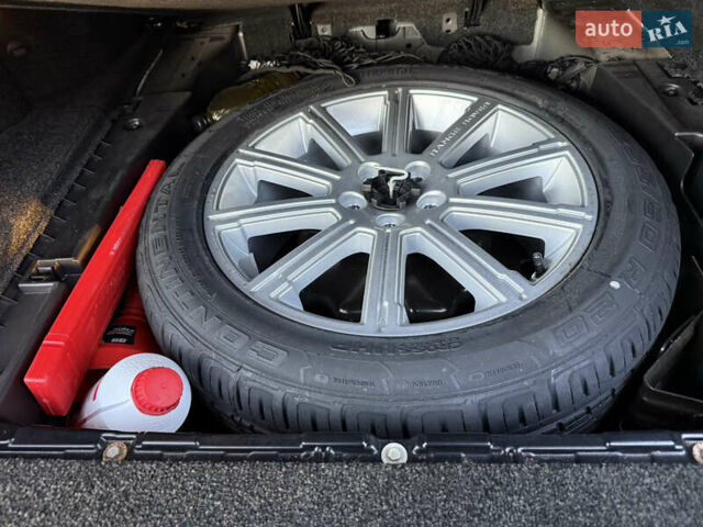 Чорний Ленд Ровер Рендж Ровер, об'ємом двигуна 4.39 л та пробігом 186 тис. км за 19600 $, фото 30 на Automoto.ua