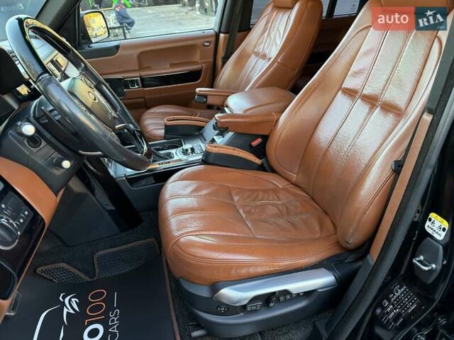 Черный Ленд Ровер Рендж Ровер, объемом двигателя 5 л и пробегом 230 тыс. км за 17900 $, фото 18 на Automoto.ua