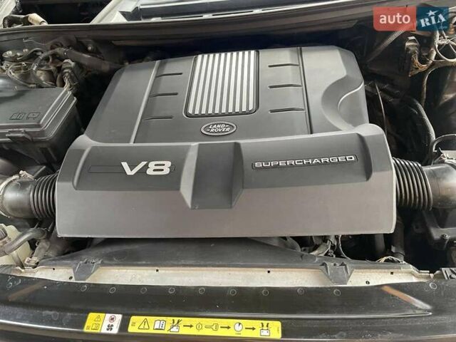 Черный Ленд Ровер Рендж Ровер, объемом двигателя 5 л и пробегом 250 тыс. км за 17700 $, фото 11 на Automoto.ua