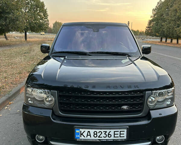 Черный Ленд Ровер Рендж Ровер, объемом двигателя 5 л и пробегом 227 тыс. км за 19000 $, фото 2 на Automoto.ua