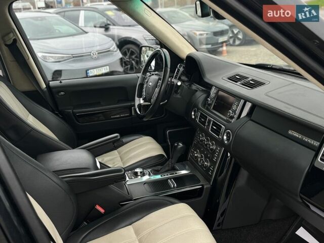 Чорний Ленд Ровер Рендж Ровер, об'ємом двигуна 5 л та пробігом 129 тис. км за 24999 $, фото 22 на Automoto.ua