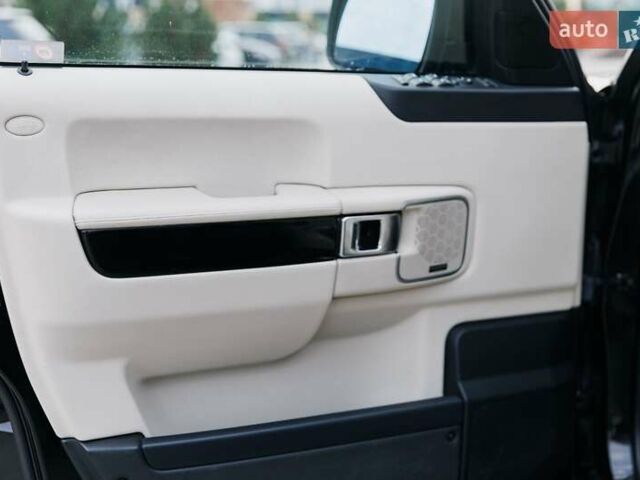 Чорний Ленд Ровер Рендж Ровер, об'ємом двигуна 4.37 л та пробігом 292 тис. км за 19900 $, фото 34 на Automoto.ua