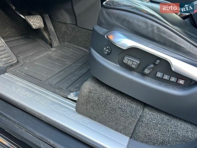 Чорний Ленд Ровер Рендж Ровер, об'ємом двигуна 4.37 л та пробігом 203 тис. км за 24000 $, фото 38 на Automoto.ua