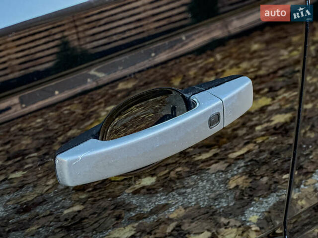 Чорний Ленд Ровер Рендж Ровер, об'ємом двигуна 2.99 л та пробігом 241 тис. км за 20500 $, фото 55 на Automoto.ua