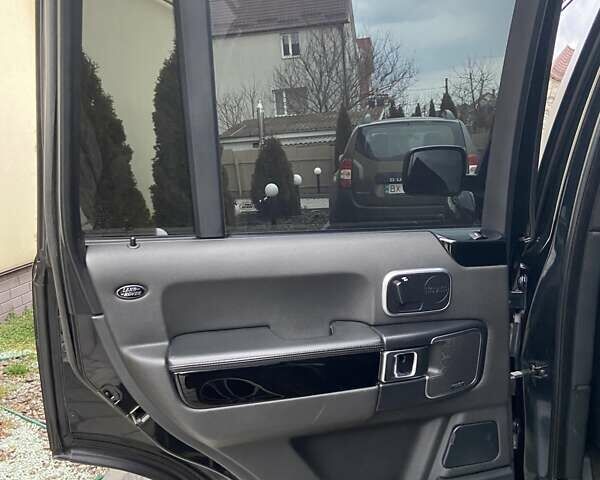 Чорний Ленд Ровер Рендж Ровер, об'ємом двигуна 4.37 л та пробігом 207 тис. км за 20900 $, фото 49 на Automoto.ua