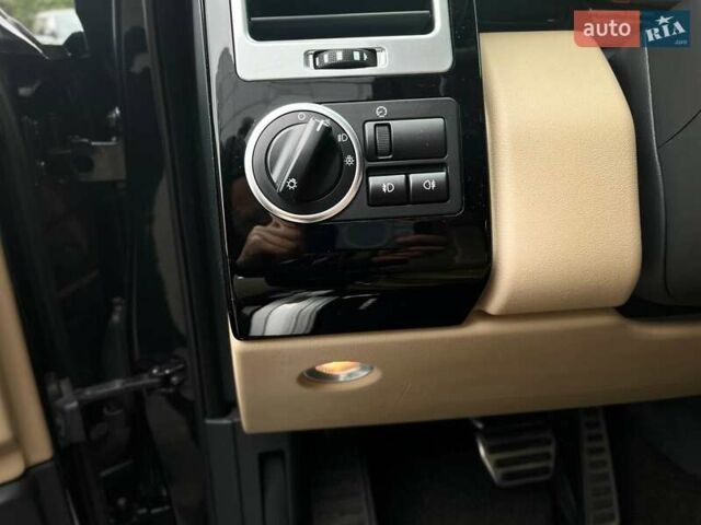 Черный Ленд Ровер Рендж Ровер, объемом двигателя 5 л и пробегом 164 тыс. км за 18400 $, фото 20 на Automoto.ua