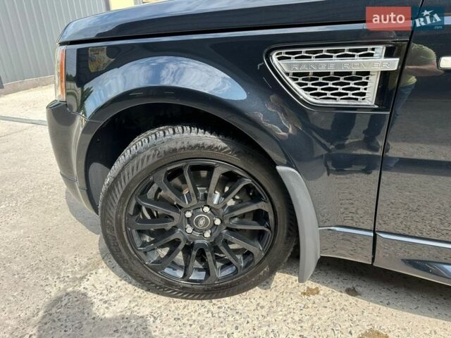 Черный Ленд Ровер Рендж Ровер, объемом двигателя 2.99 л и пробегом 315 тыс. км за 25000 $, фото 1 на Automoto.ua