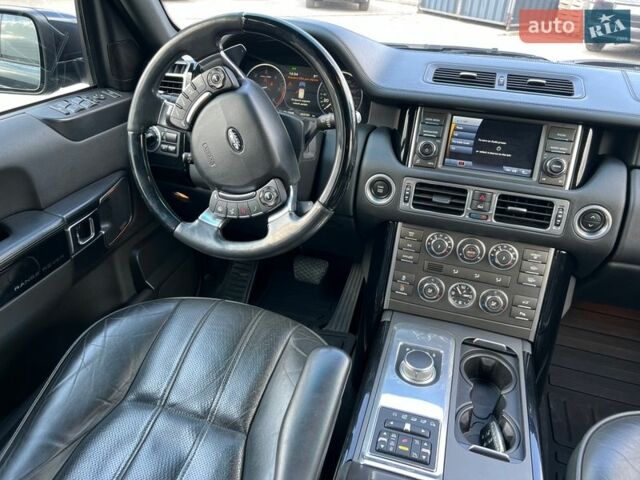 Чорний Ленд Ровер Рендж Ровер, об'ємом двигуна 4.37 л та пробігом 203 тис. км за 24000 $, фото 16 на Automoto.ua