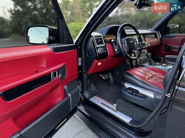 Чорний Ленд Ровер Рендж Ровер, об'ємом двигуна 5 л та пробігом 232 тис. км за 22000 $, фото 11 на Automoto.ua