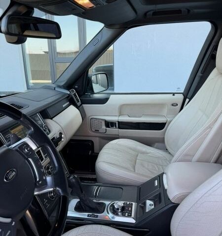 Чорний Ленд Ровер Рендж Ровер, об'ємом двигуна 5 л та пробігом 181 тис. км за 17999 $, фото 37 на Automoto.ua