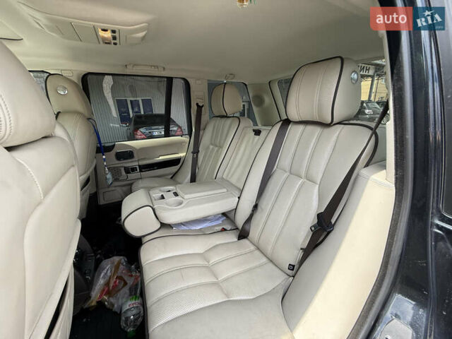 Черный Ленд Ровер Рендж Ровер, объемом двигателя 5 л и пробегом 268 тыс. км за 20000 $, фото 15 на Automoto.ua