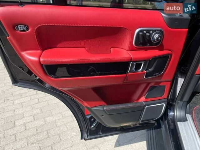 Чорний Ленд Ровер Рендж Ровер, об'ємом двигуна 5 л та пробігом 231 тис. км за 19500 $, фото 22 на Automoto.ua