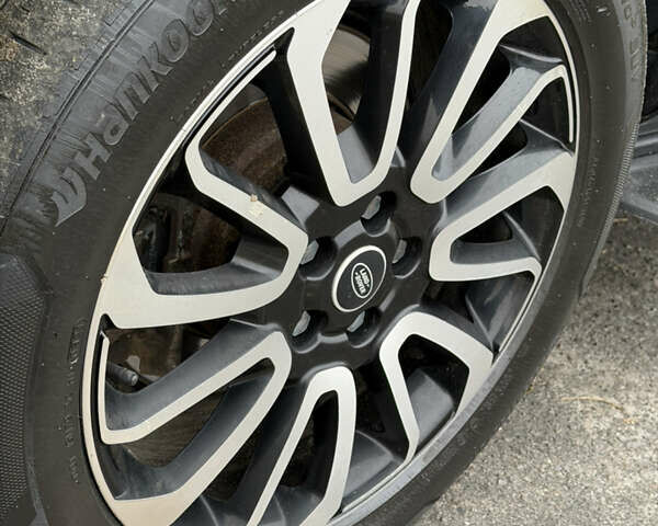 Черный Ленд Ровер Рендж Ровер, объемом двигателя 5 л и пробегом 195 тыс. км за 16000 $, фото 6 на Automoto.ua